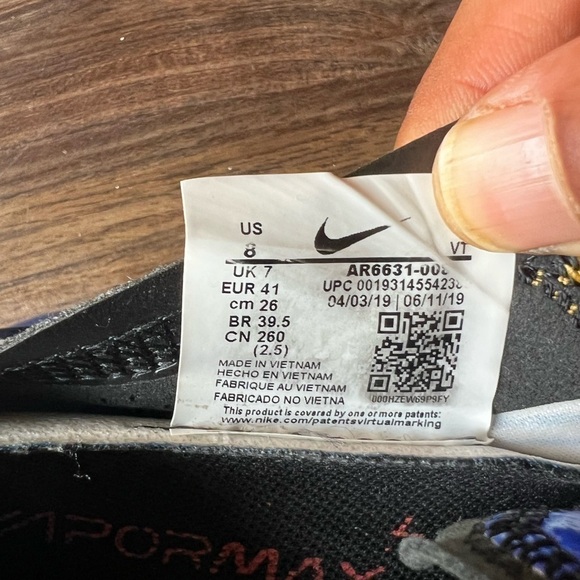 NIKE AIR VAPORMAX GS SIZE 8 Black/blue  AQ2465-016 - Picture 8 of 11